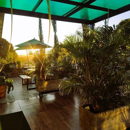 Hotel Recanto Verde Teresina de Goias Esterno foto